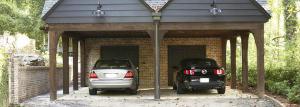 Avto v državi: garaža, nadstrešek ali parkirni prostor?