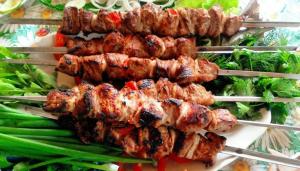 Kebab in variacije na temo: okusno odprto praznike